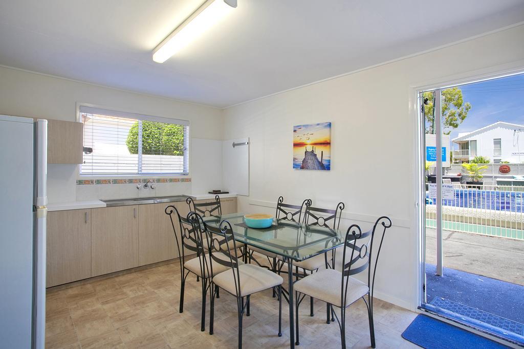Regency Waterfront Noosa Lejlighedshotel Noosaville Værelse billede